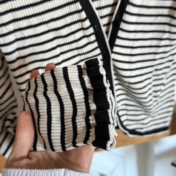 Zara Knit Black & White Striped Ribbed Cardigan with Ruffle Sleeves - Picture 5 of 8